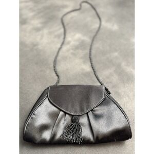 la regale Satin evening bag BLACK‎